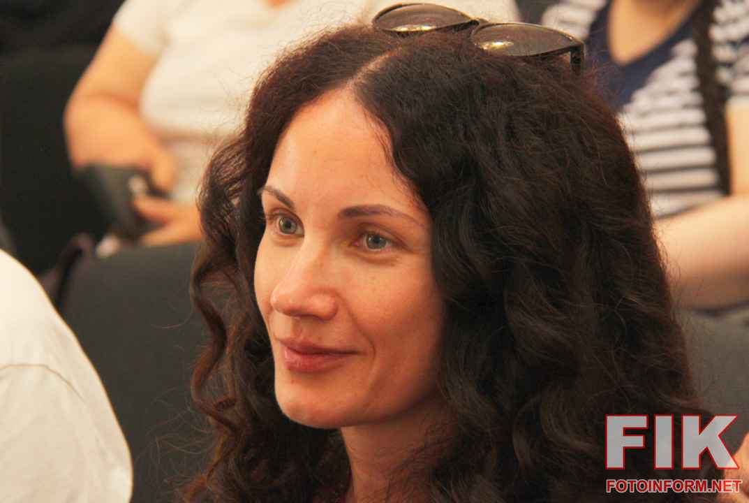 Під час урочистостей відбулося офіційне нагородження авторів