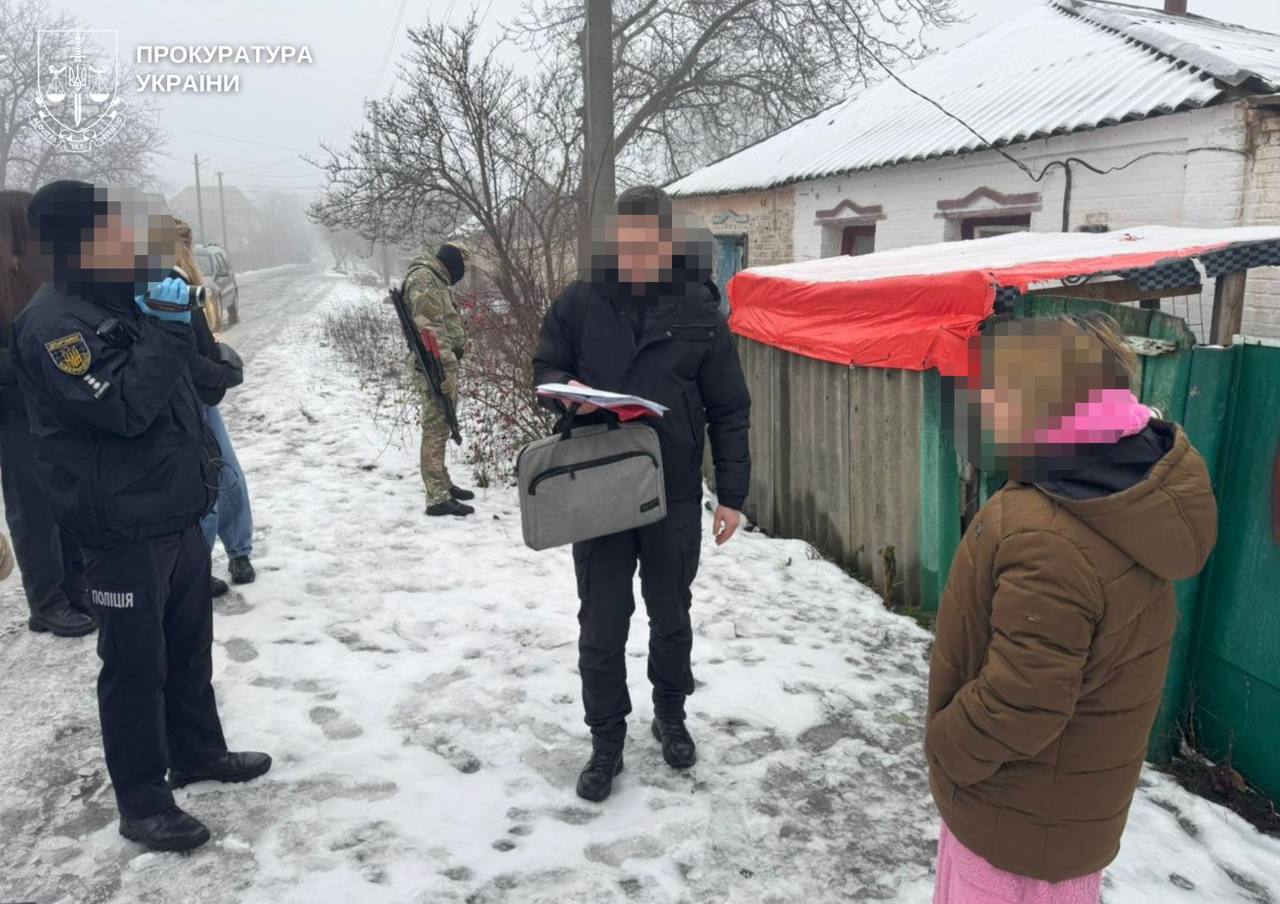 Обшуки та затримання членів організованої шахрайської групи правоохоронцями на Кіровоградщині