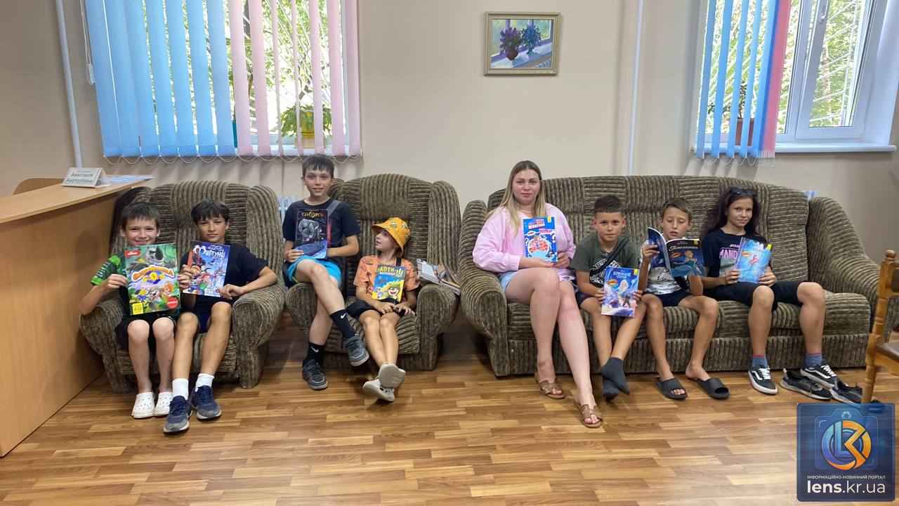 Підлітки опановують створення коміксів під час майстер-класу у бібліотеці №18