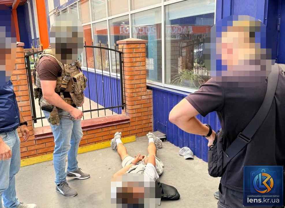 Затримання підозрюваного, який вимагав хабар за працевлаштування в СБУ