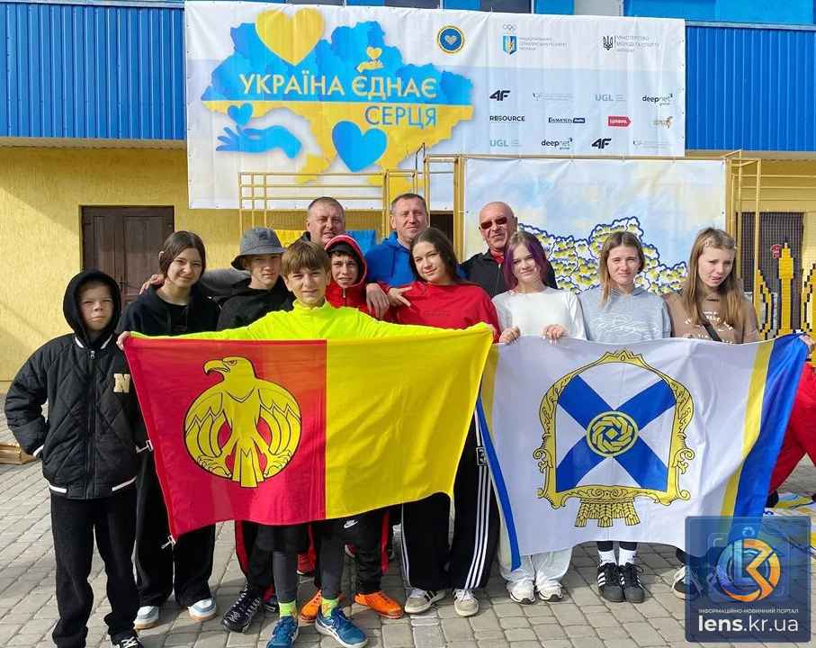 Команда Первозванівської громади на Всеукраїнському спортивному проєкті «Україна єднає серця» у Володимирі